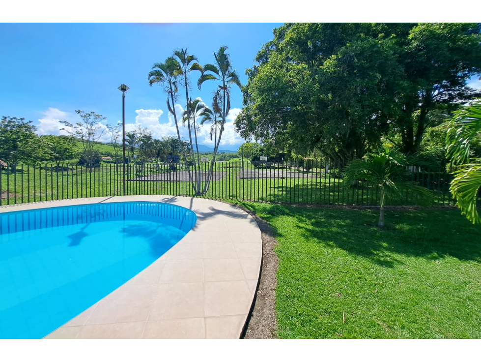 SE VENDE CASA CAMPESTRE VITERBO CALDAS COLOMBIA 3207746921