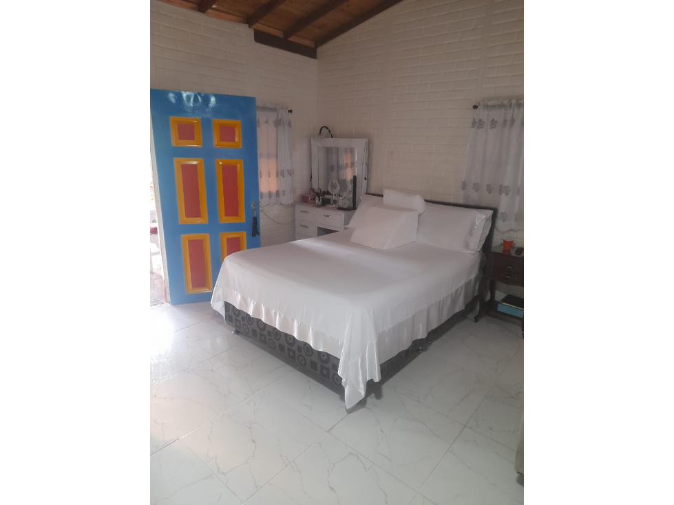 CABAÑA Y LOTE PARA LA VENTA EN CALDAS, COLOMBIA — foto 4