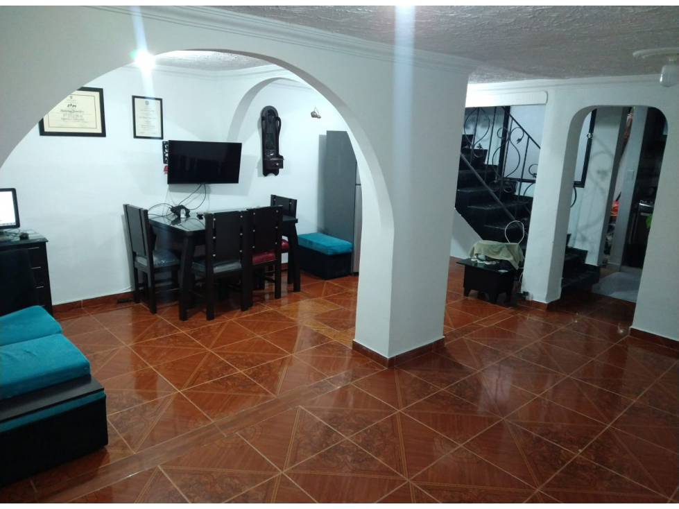 SE VENDE CASA AL OCCIDENTE DE ARMENIA QUINDIO COLOMBIA