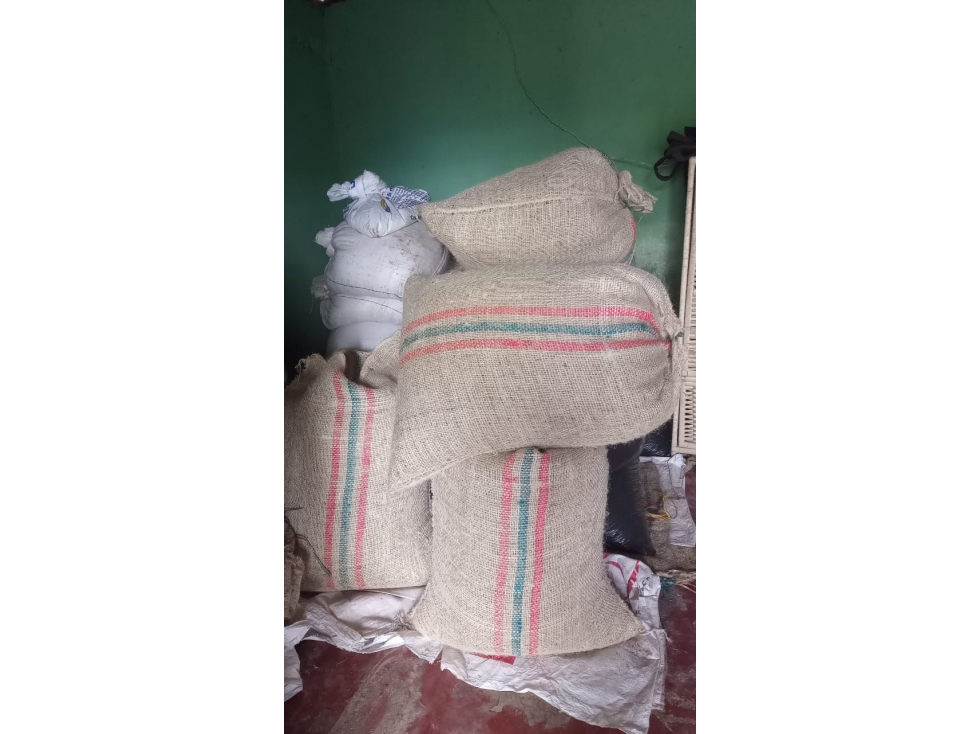 SE VENDE FINCA EN CAJAMARCA TOLIMA - 4