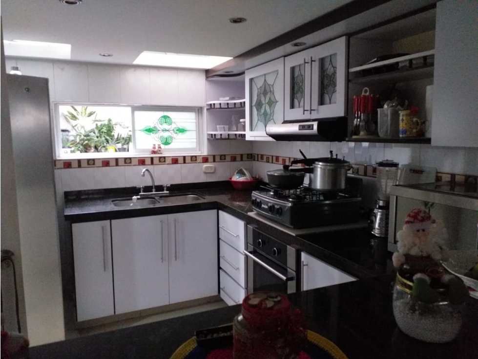 CASA EN VENTA AL SUR DE ARMENIA QUINDIO. — foto 3