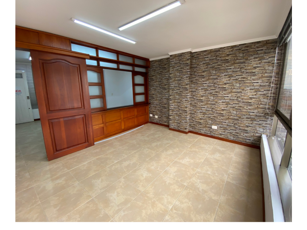 OFICINA EN VENTA AL CENTRO DE ARMENIA QUINDIO, COLOMBIA - 2
