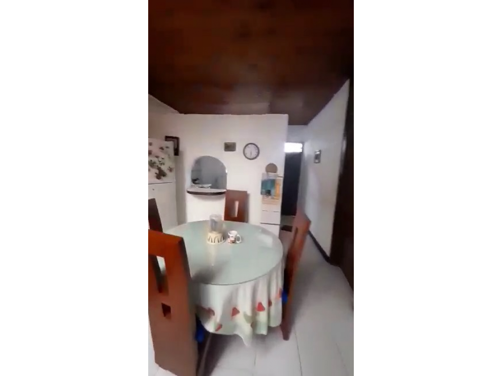 SE VENDE CASA BIFAMILIAR EN EL CENTRO DE ARMENIA QUINDIO COLOMBIA — foto 2