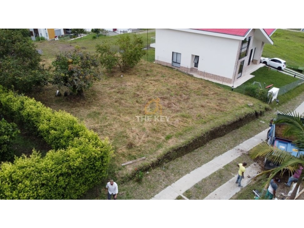 VENTA LOTE EN CIRCASIA QUINDIO, COL CEL. 320 7746921
