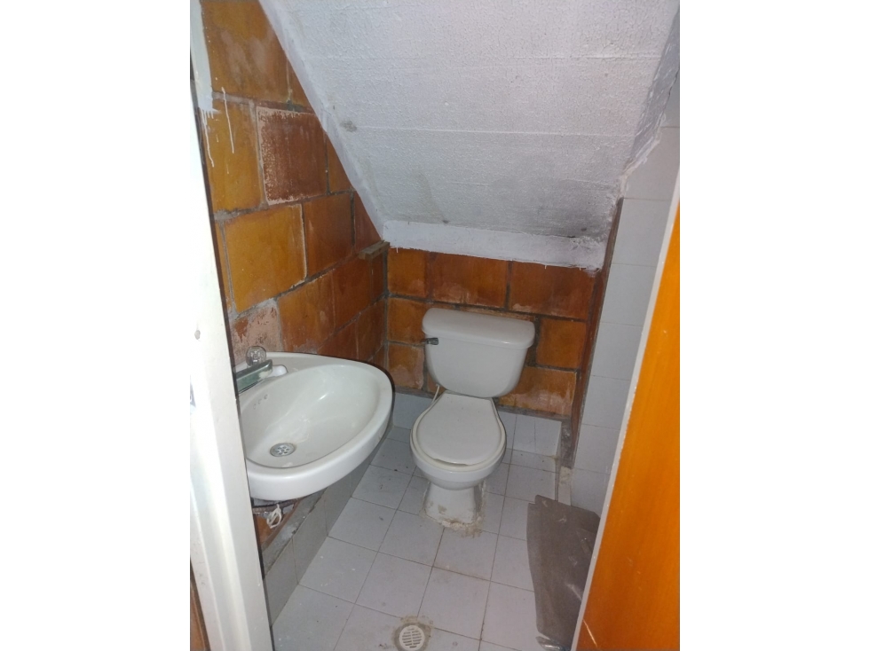 SE VENDE CASA EN EL SUR DE ARMENIA, QUINDIO-COLOMBIA CEL. 320 7746921 — foto 5