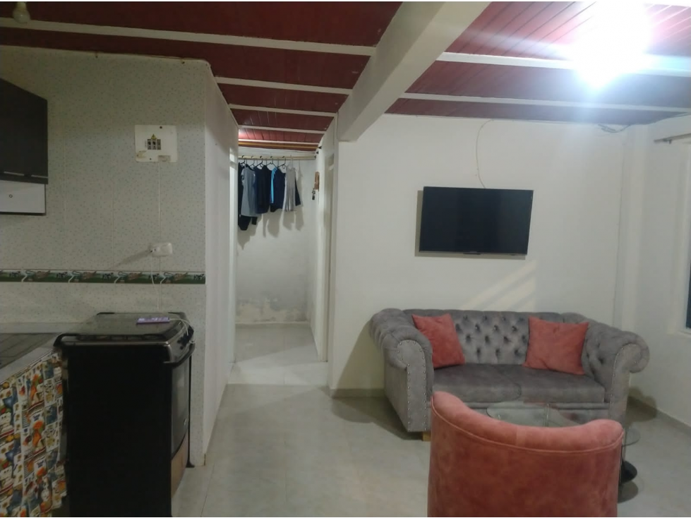 VENTA CASA TRIFAMILIAR, CIRCASIA QUINDIO COL CEL. 320 7746921 - 2