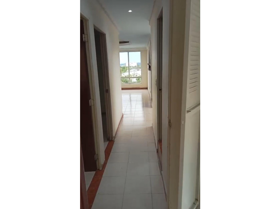 VENTA APARTAMENTO AL SUR ARMENIA QUINDIO COLOMBIA-3156194358