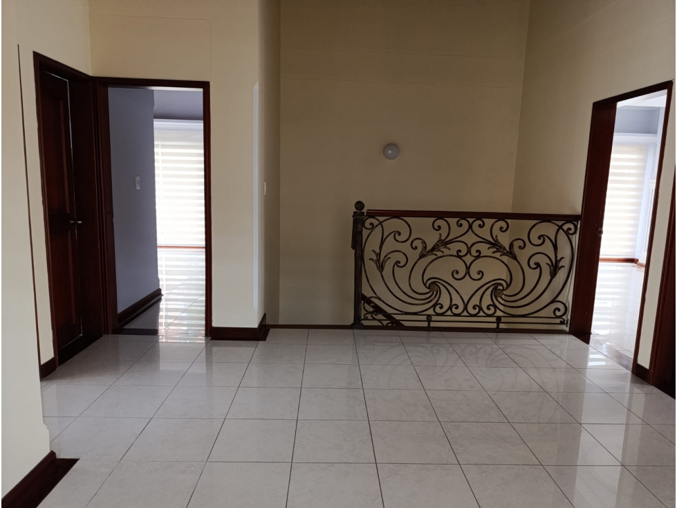 VENTA CASA AL NORTE ARMENIA QUINDIO COLOMBIA-3207746921 — foto 3