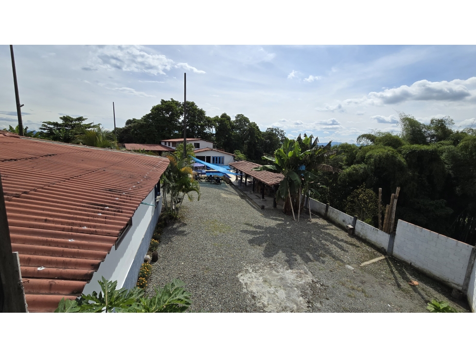 SE VENDE FINCA HOTEL VIA AL CAIMO EN QUINDIO COLOMBIA - 5