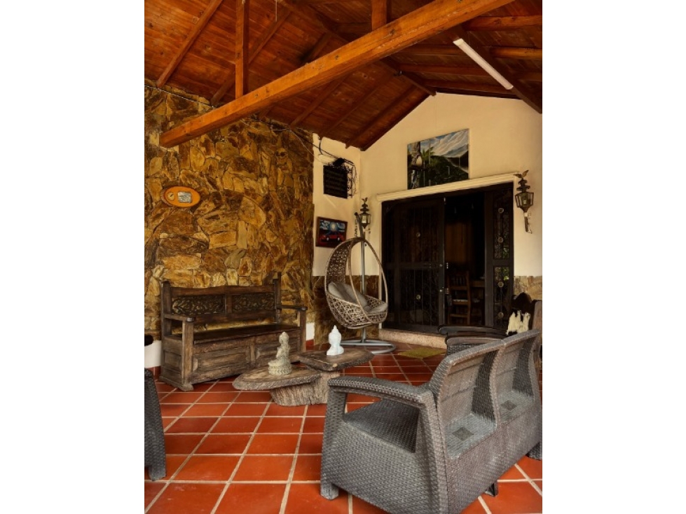 VENTA CHALET VÍA TEBAIDA QUINDIO COLOMBIA 3156194358