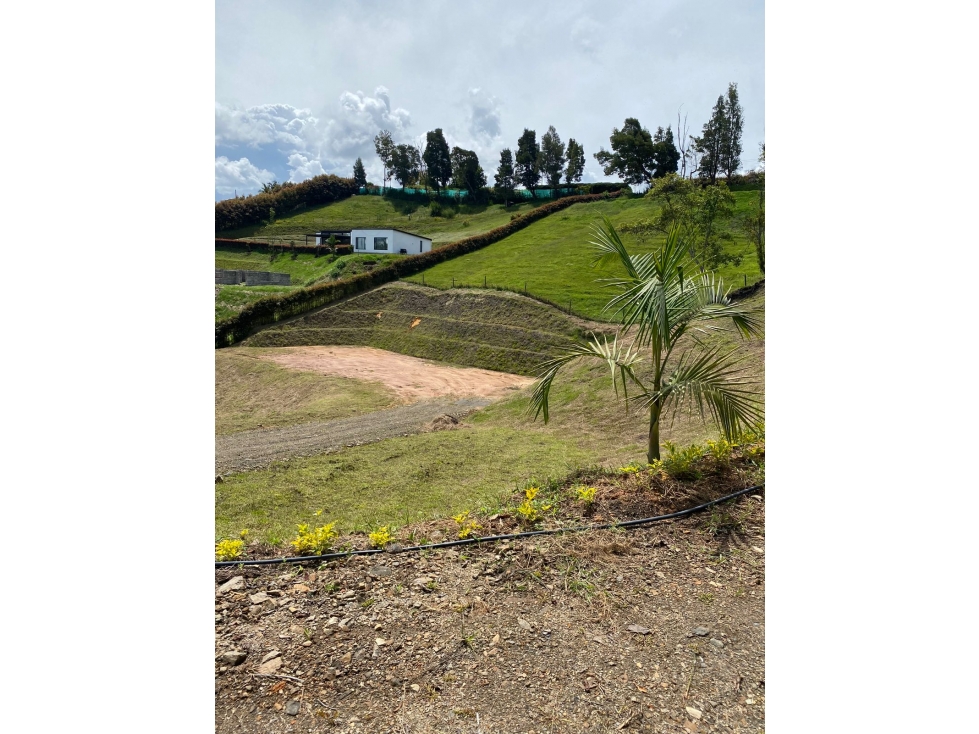 Lote en venta en Cascajo Abajo, Marinilla 3.425 m² — foto 2