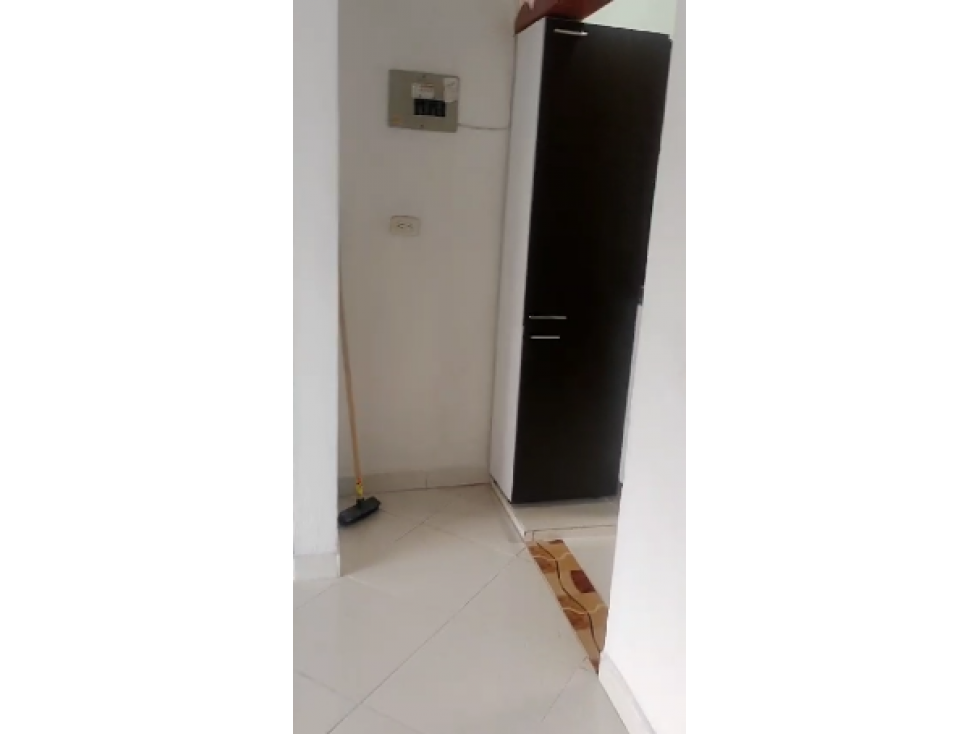 Apartamento en venta en Marinilla 55 m², 3 hab, 2 baños, piso 2 — foto 2