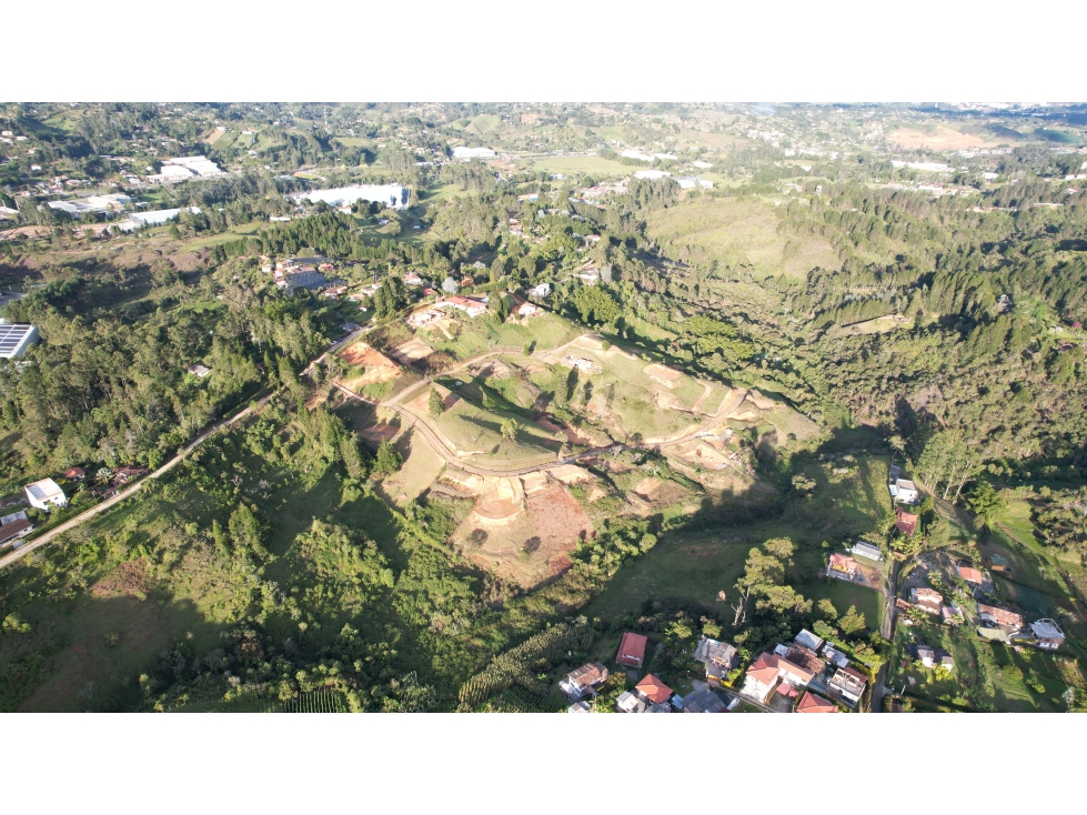 Lote en venta en Autopista, Guarne 1.272 m²