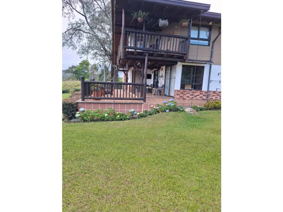 Finca en venta en Vereda Montañez, Guarne 6.500 m², 7 hab