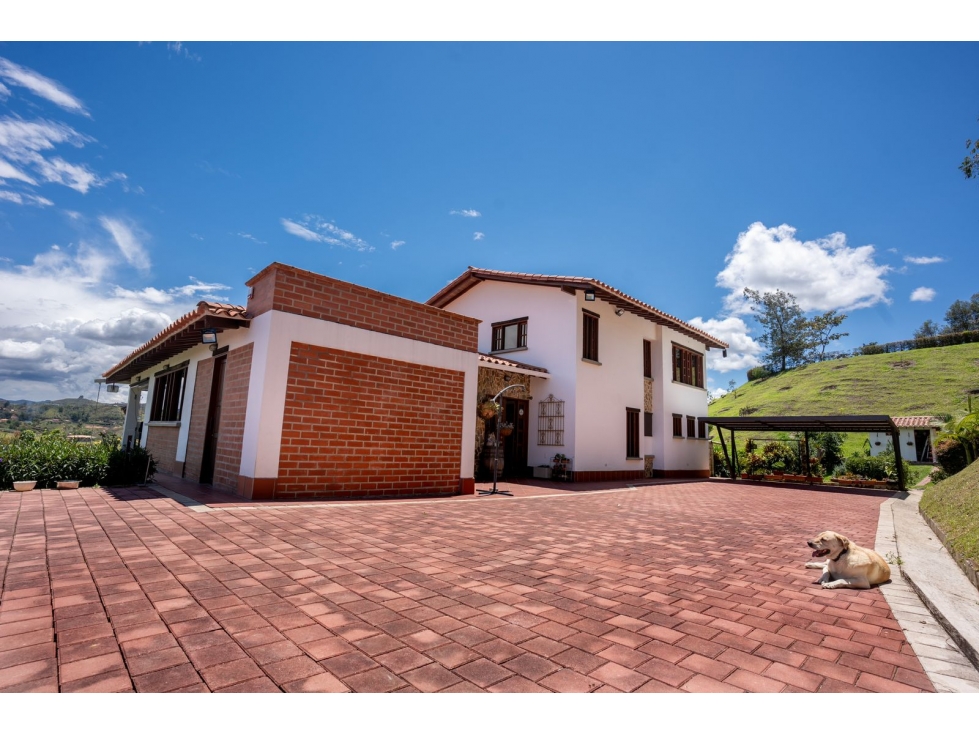 Finca en venta en Llanadas, Marinilla 12.812 m² (1,3 ha)