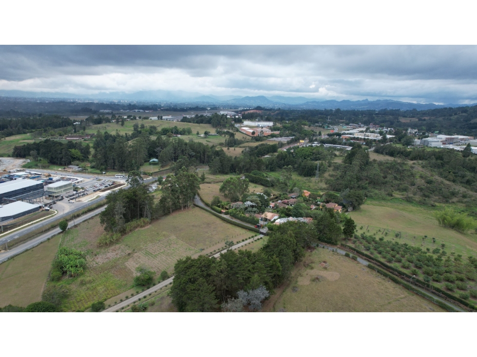 Lote en venta en Aeropuerto, Rionegro 11.660 m² (1,2 ha) — foto 2
