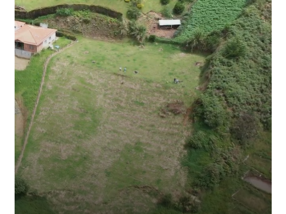 Lote en venta en Santuario 3.340 m² plano a 400 m de la autopista — foto 3