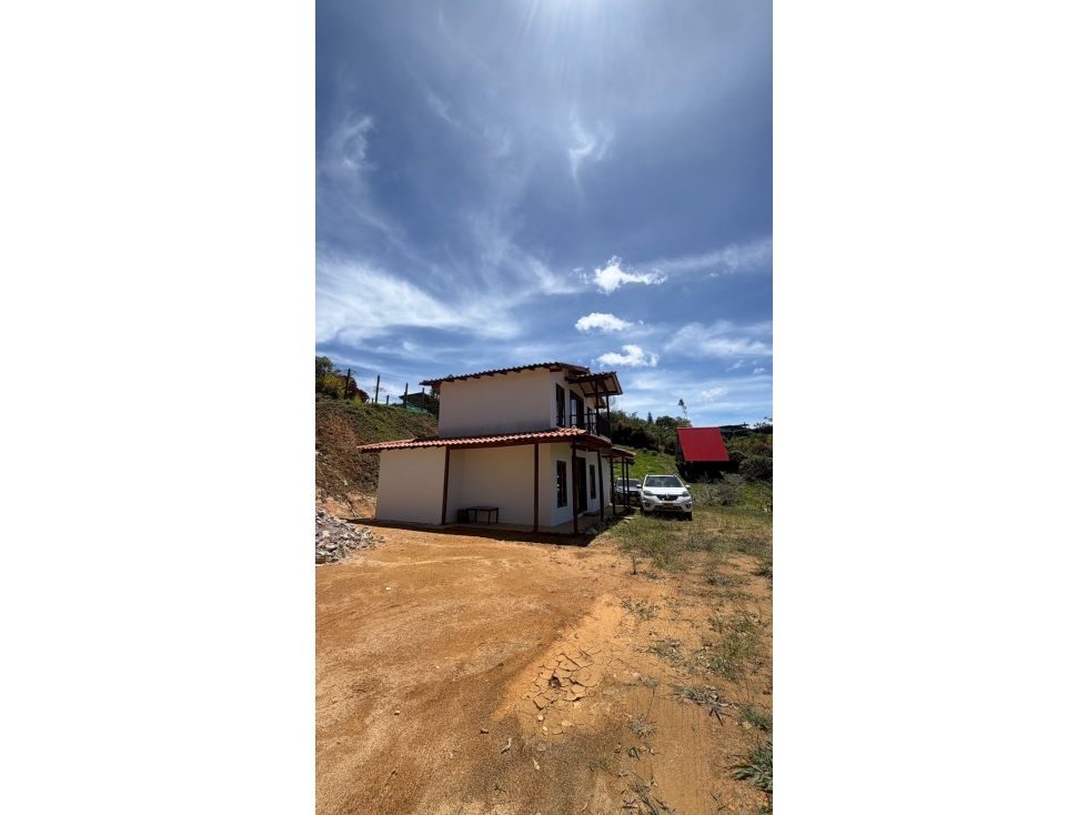Finca en venta en Las Mercedes, Marinilla 3.000 m², 4 hab, 3 garajes — foto 2