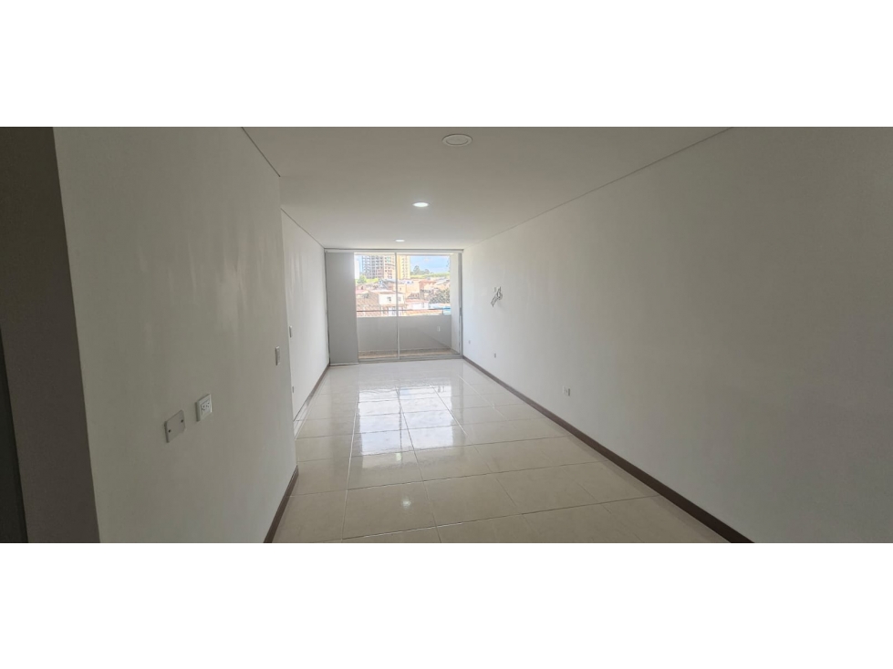 Apartamento en venta en Caribe, Marinilla 83 m², 3 hab — foto 2