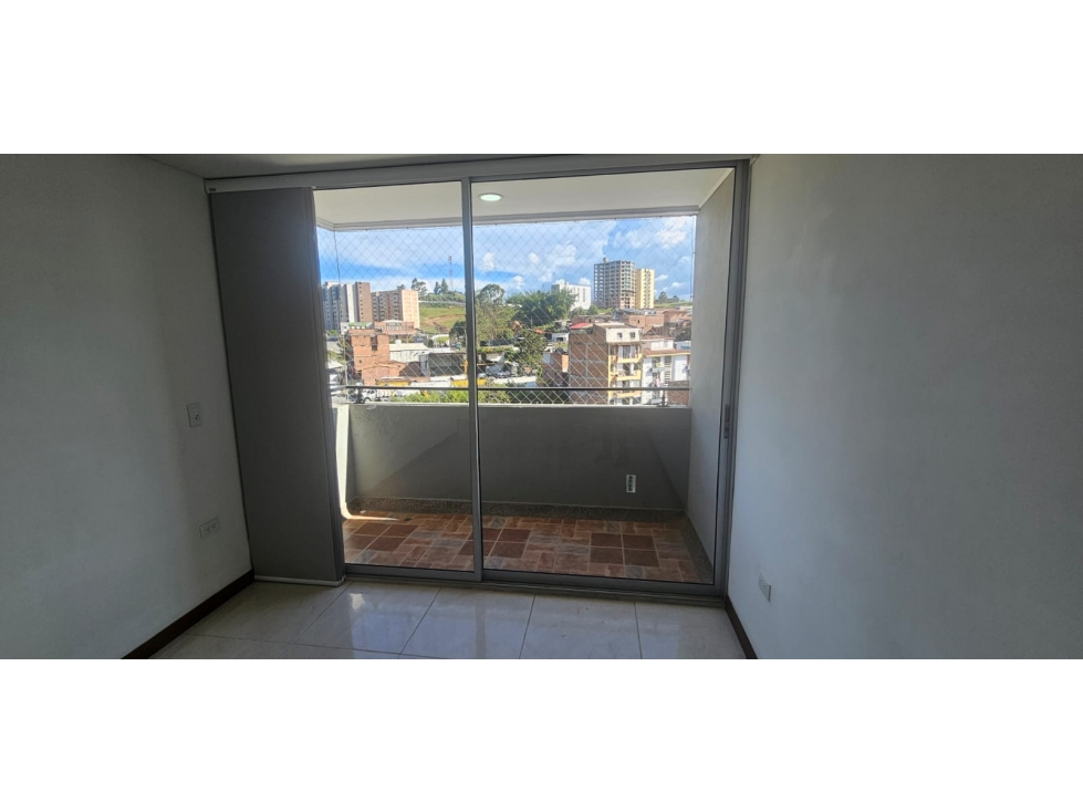 Apartamento en venta en Caribe, Marinilla 83 m², 3 hab — foto 3