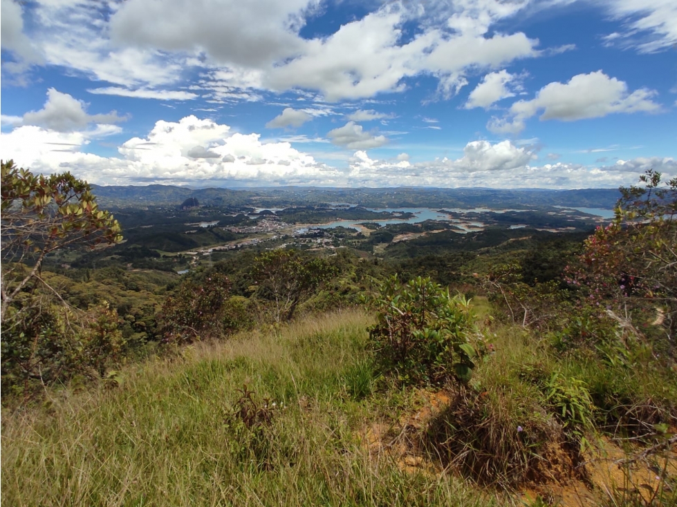 Lote en venta en Guatapé 17 ha (170.000 m²) con mirador al embalse — foto 4