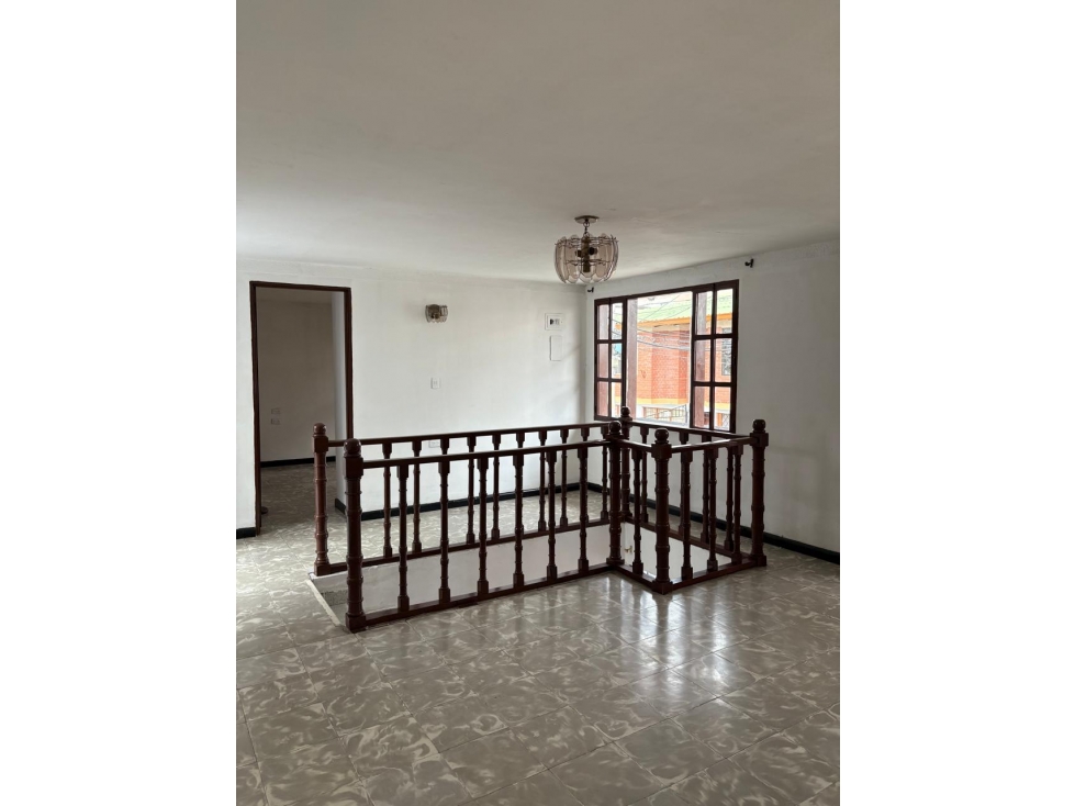 LUXA VENDE CASA EN EL BARRIO VALENCIA POPAYAN