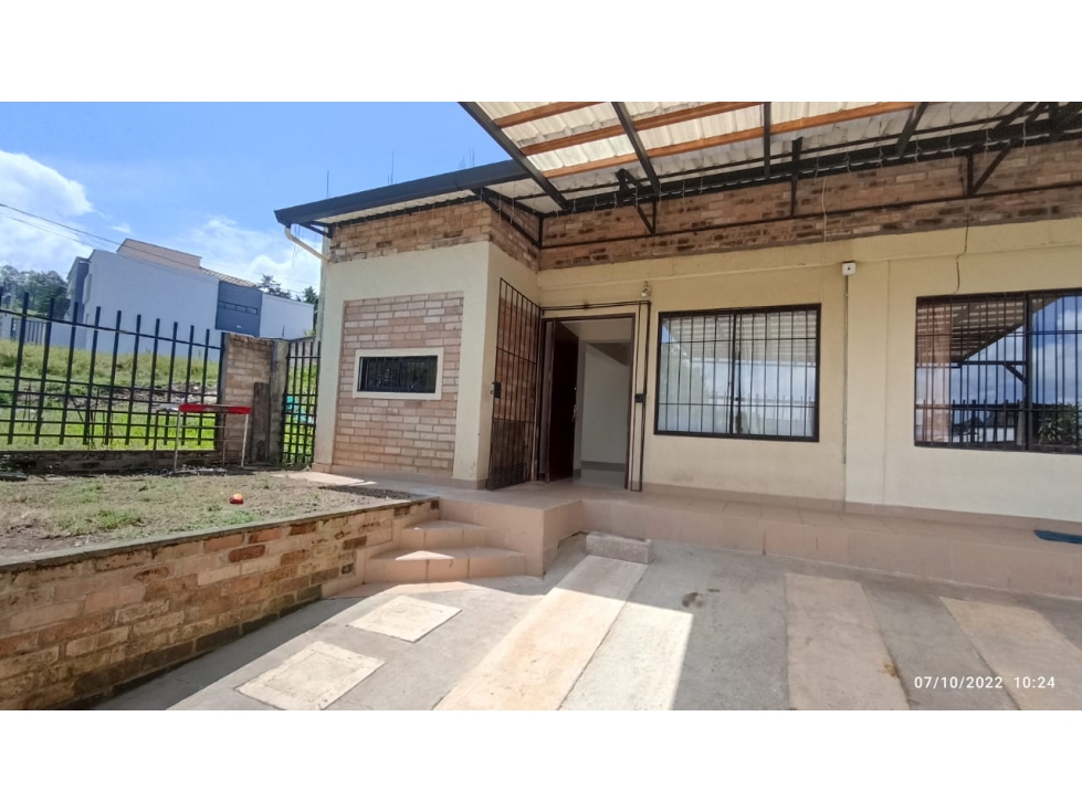 LUXA VENDE CASA SECTOR PISOJE VIA A LAS PISCINAS DE COMFACAUCA