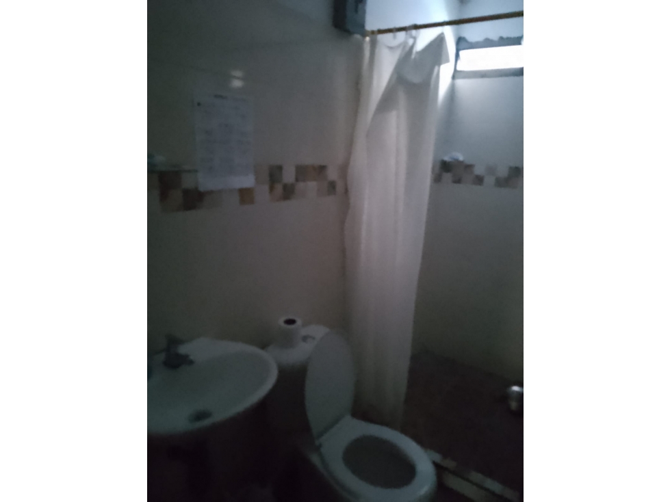 LUXA VENDE CASA DE 2 PISOS EN EL BARRIO SOLIDARIDAD — foto 3