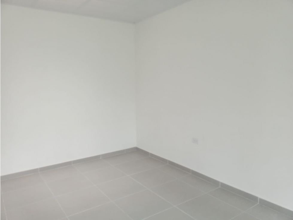 LUXA VENDE CASA NUEVA BARRIO EL RETIRO SECTOR SUR — foto 4