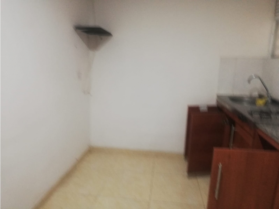 LUXA ARRIENDA APARTAESTUDIO EN EDIFICIO EL ALTO PINO PRIMER PISO — foto 6