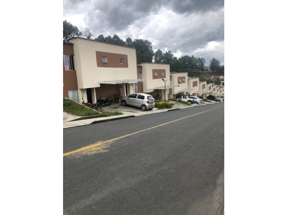 LUXA VENDE CASA EN CONJUNTO BARILOCHE-SECTOR NORTE DE POPAYAN — foto 2