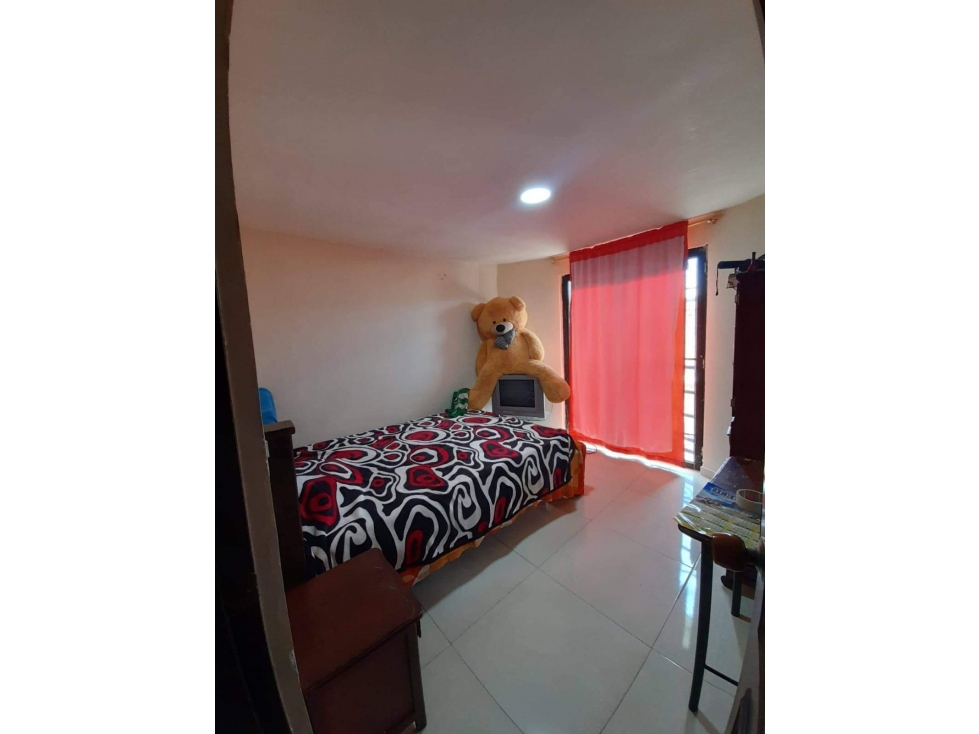 LUXA VENDE CASA 3 PISOS VARIANTE NORTE SECTOR ENTREPINOS — foto 5