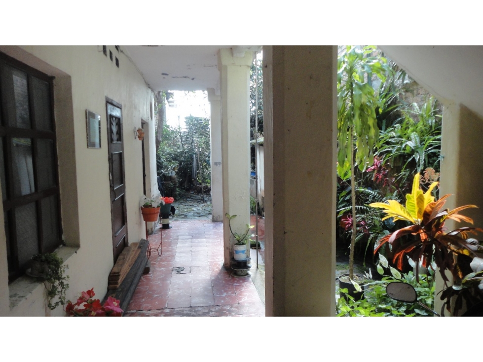 LUXA VENDE CASA AMPLIA BARRIO CENTRO HISTORICO — foto 4