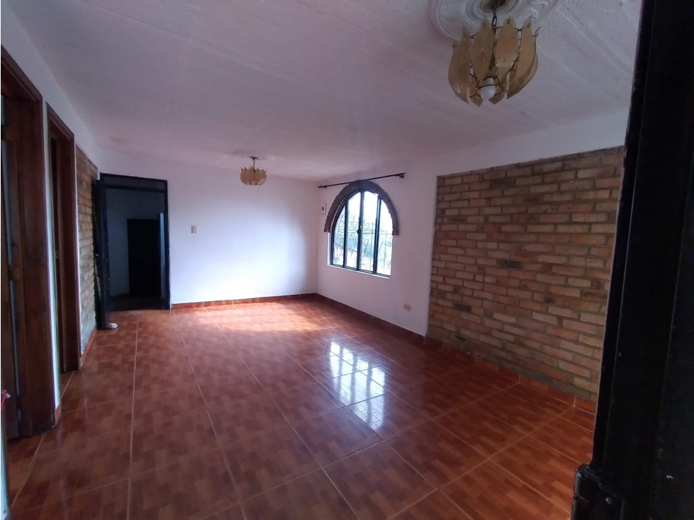 LUXA ARRIENDA APARTAMENTO PRIMER PISO BARRIO VILLA DEL SUR POPAYAN — foto 4