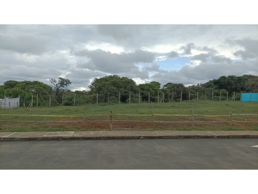 LUXA INMOBILIARIA VENDE LOTE CONJUNTO CERRADO CAMINOS DE CALIBIO — foto 5