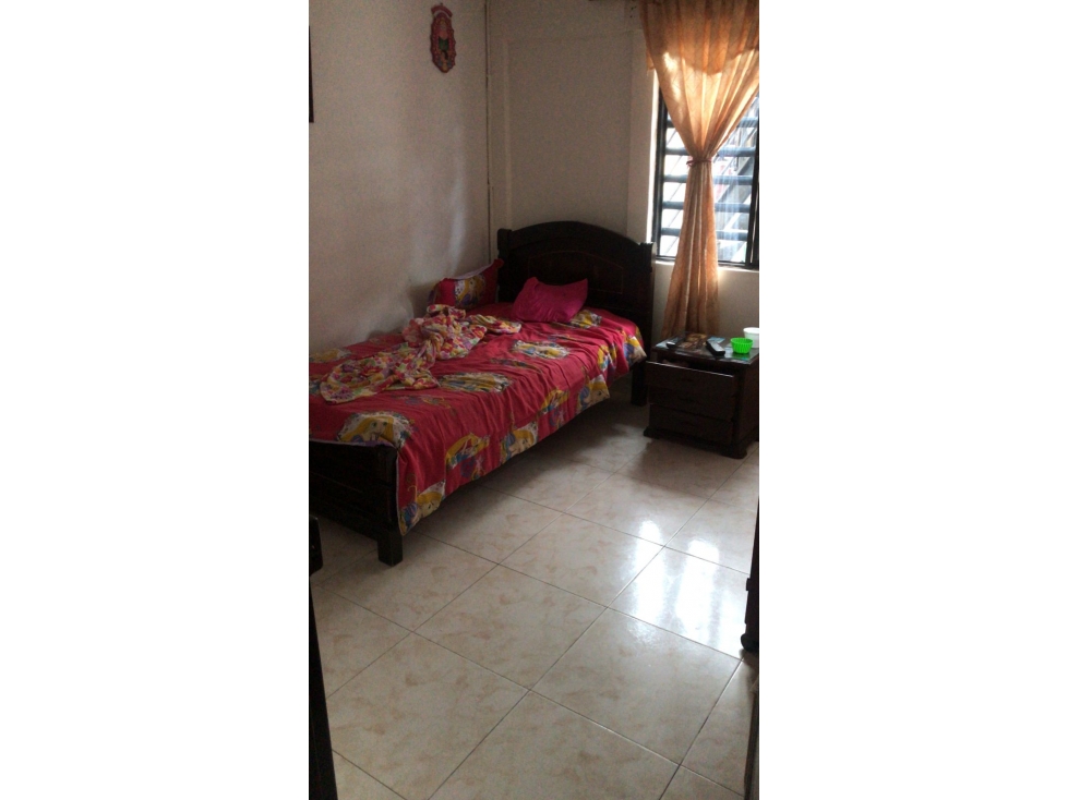 LUXA VENDE CASA DE 2 PISOS INDEPENDIENTES - BARRIO LOMAS DE GRANADA — foto 5