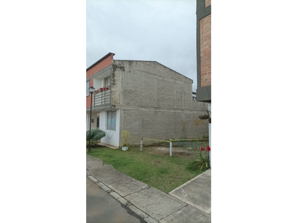 LUXA INMOBILIARIA VENDE LOTE CONJUNTO CERRADO CAMINOS DE CALIBIO