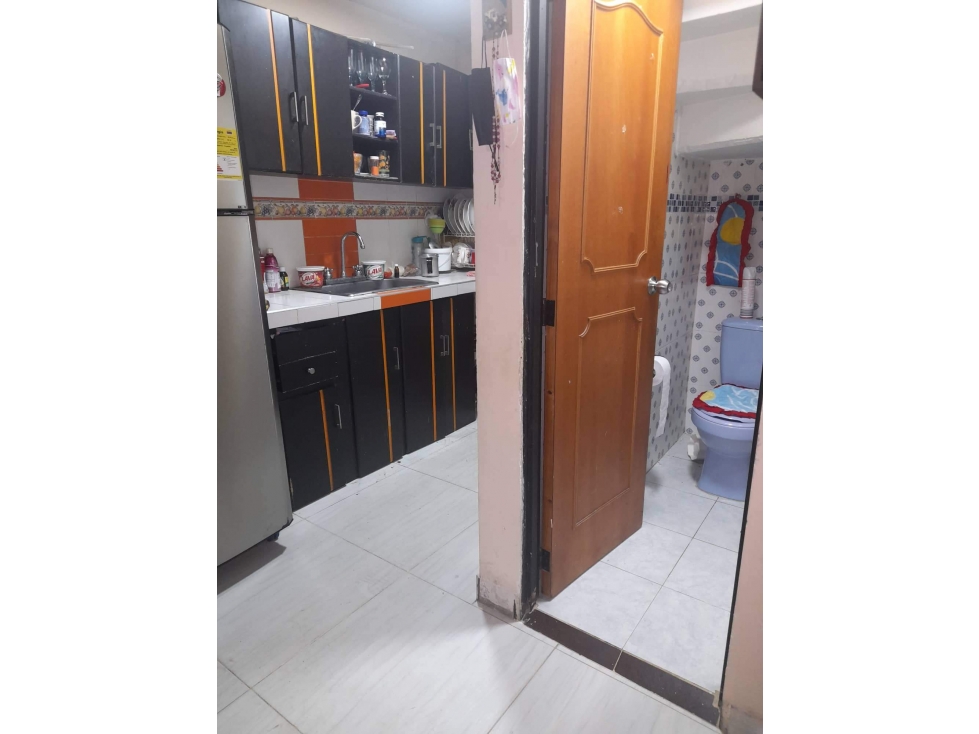 LUXA VENDE CASA 3 PISOS VARIANTE NORTE SECTOR ENTREPINOS — foto 2