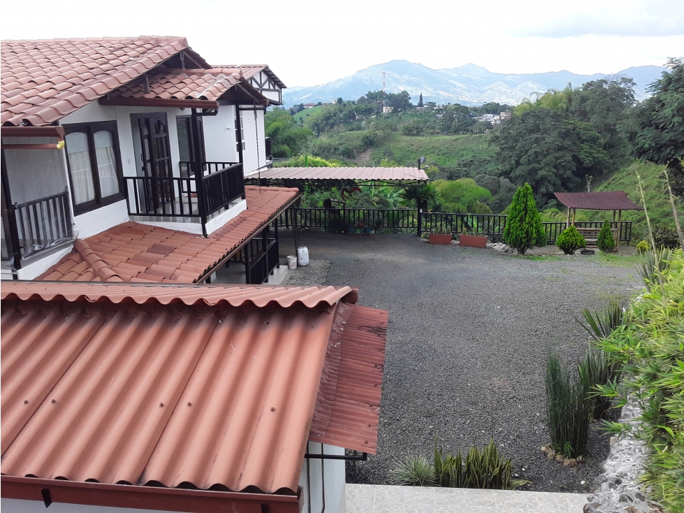 VENTA CASA CAMPESTRE ENTRADA LA CASONA VÍA ARMENIA, PEREIRA COLOMBIA — foto 4