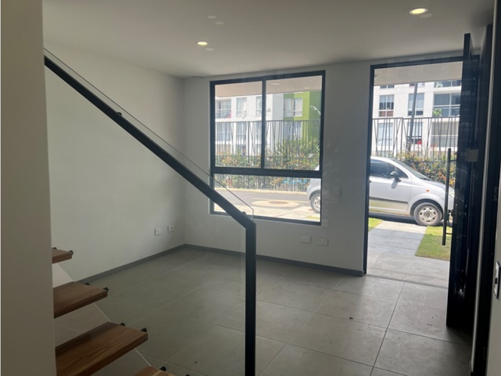 VENDO HERMOSA CASA CIUDAD NATURA DOSQUEBRADAS TU VIVIENDA EN COLOMBIA — foto 2