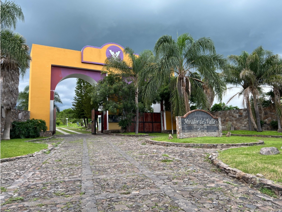 TERRENO FRACCIONAMIENTO MIRADOR DEL VALLE JACONA MICHOACAN - 1