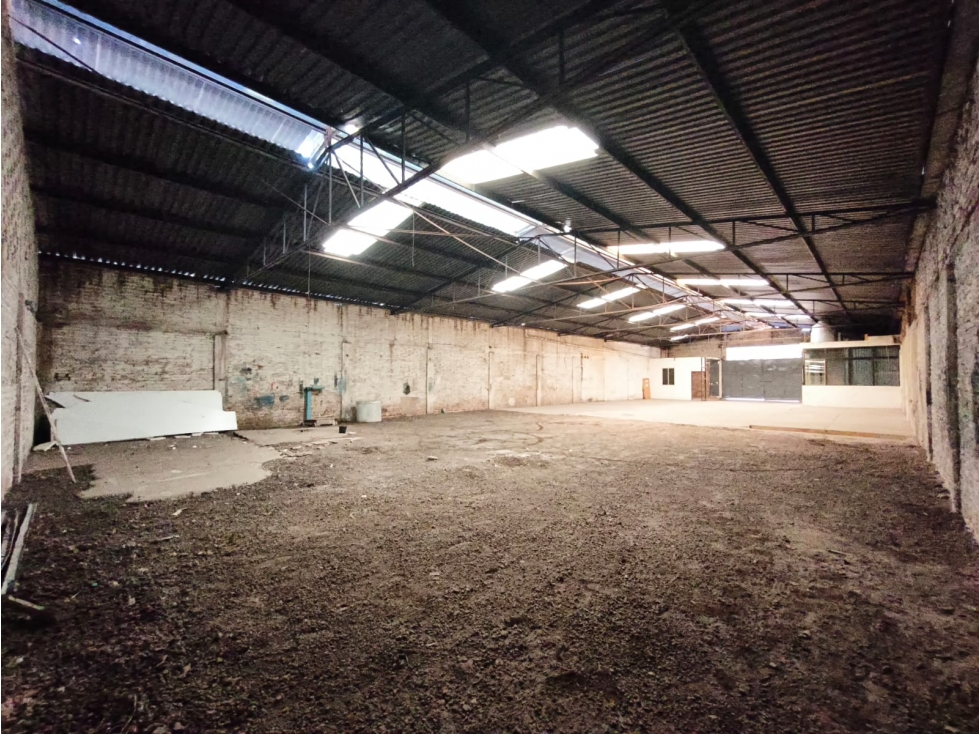 BODEGA EN VENTA 600 m2 BLVD LAZARO CARDENARDENAS NTE SAHUAYO MICHOACAN - 6