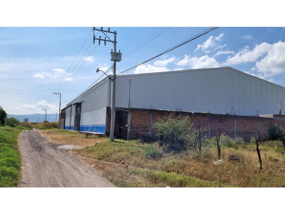 BODEGA Y CASA 1,736m2 LA YERBABUENA, SAHUAYO MICHOACAN - 4