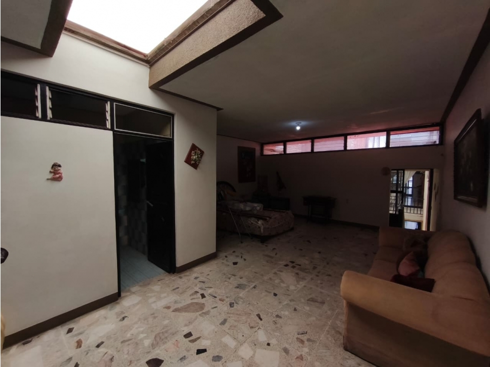 CASA GANTE 5 RECAMARAS 316 M2 EN VENTA ,COL.CENTRO SAHUAYO MICHOACAN — foto 6