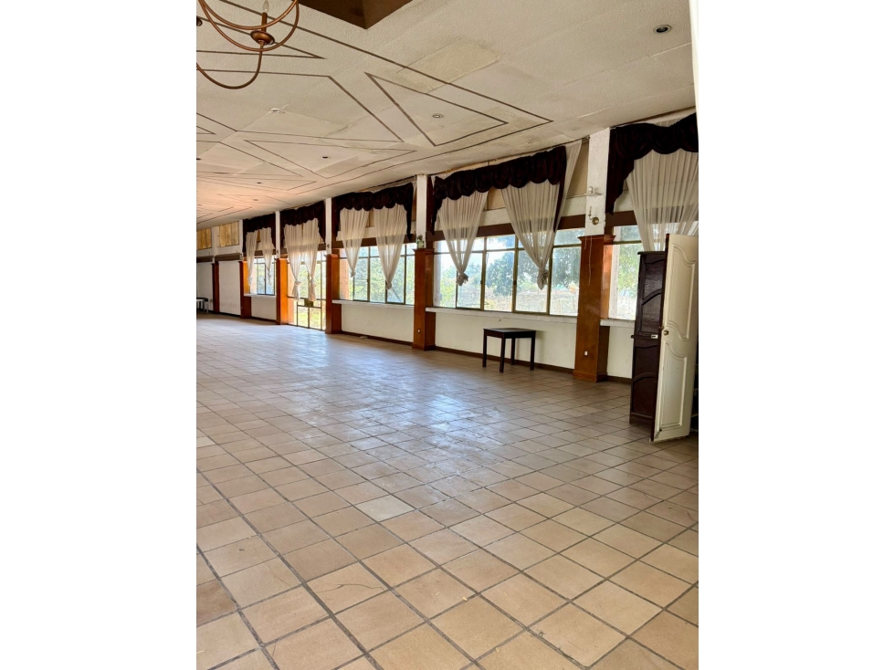 BODEGA EN RENTA 740 m2, BLVD LAZARO CARDENAS NORTE SAHUAYO MICH. — foto 5