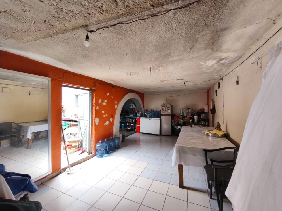 CASA SANTA ELENA EN VENTA ,3 RECAMARAS, SAN PEDRO TLAQUEPAQUE, JALISCO - 2