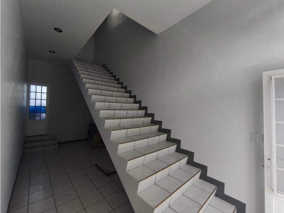 OFICINA /DEPARTAMENTO 70 m2, EN RENTA (LA YERBABUENA) SAHUAYO MICH. — foto 3