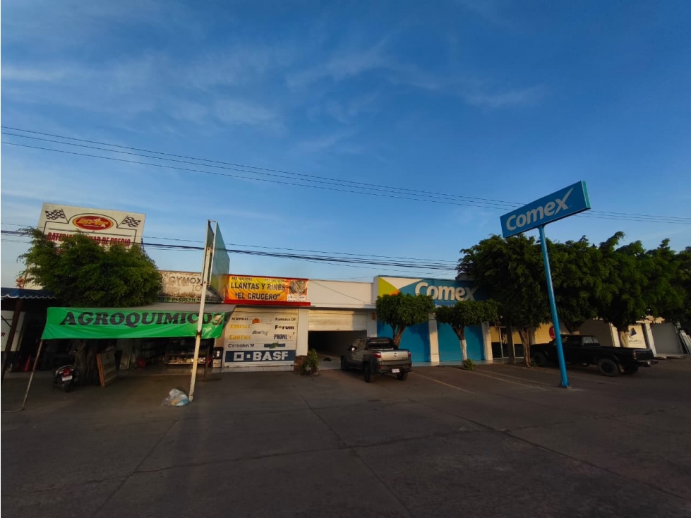 2 LOCALES EN RENTA 68 M2, PLAZA ANAHUAC (LA YERBABUENA) SAHUAYO MICH. - 3