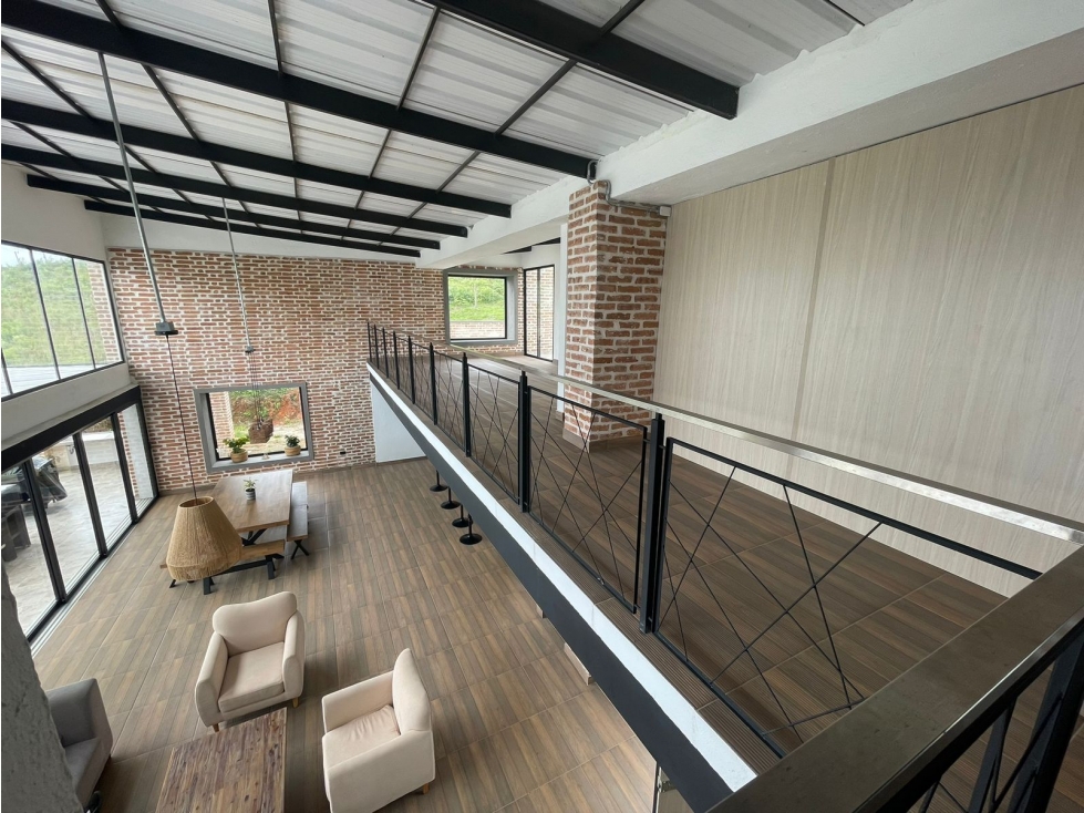 EN VENTA FINCA CAMPESTRE UBICADA EN EL LAGO CALI, DARIEN - 3