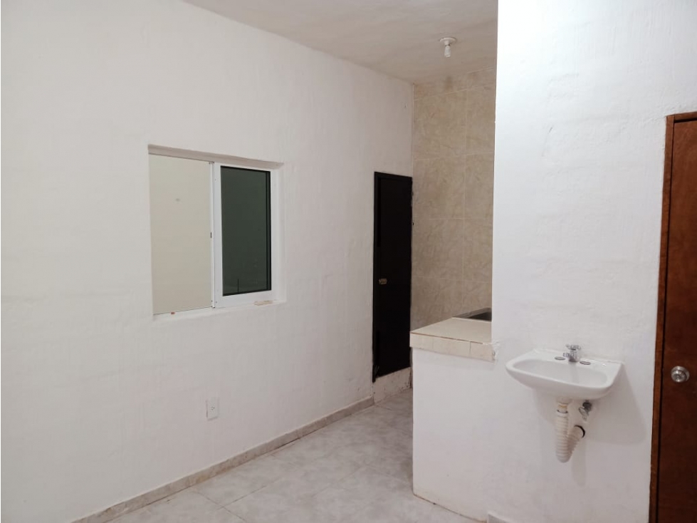 RENTA ESTUDIO EN COLONIA EL PEDREGAL - 3